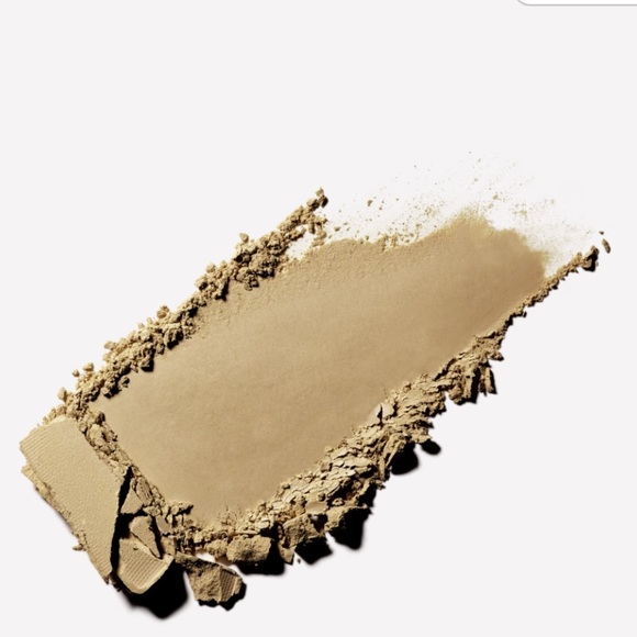 Per Suede Me” Pro Palette Refill MAC/Powder Kiss Soft Matte - Picture 3 of 5